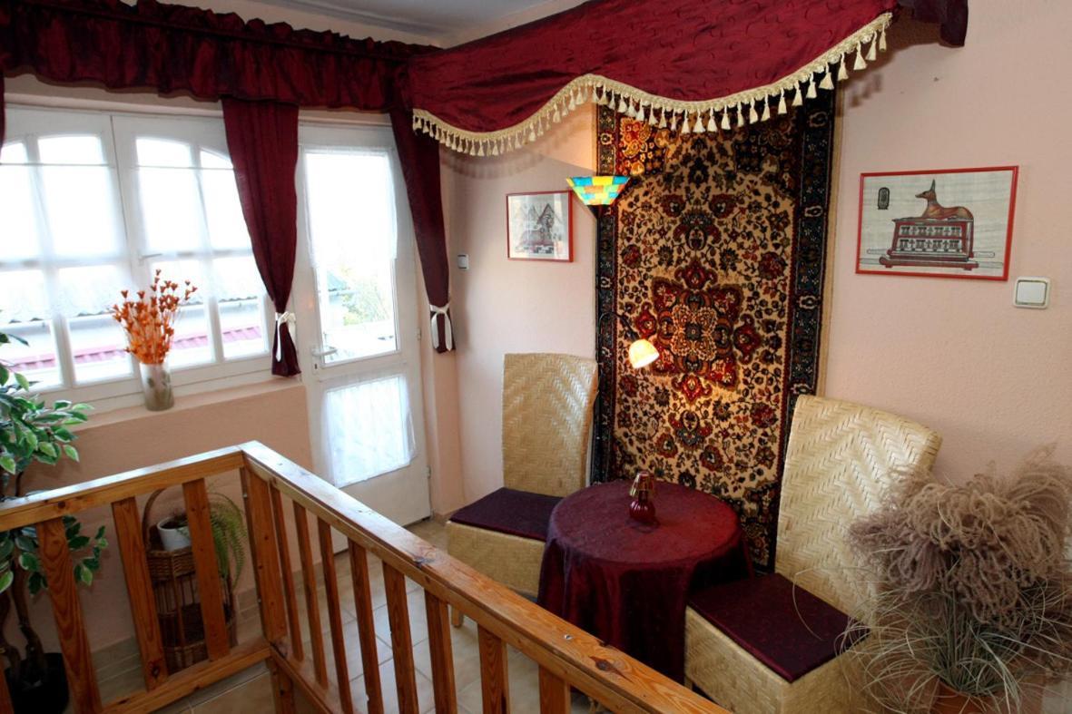 Castello Vendeg Es Apartmanhaz Eger Ngoại thất bức ảnh